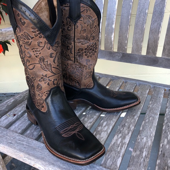 Noble Outfitters Shoes - Beautiful cowgirl boots!
